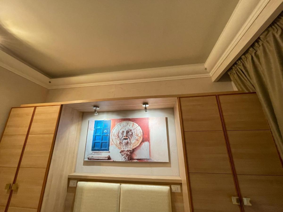 Spqr Suite Roma Eksteriør bilde