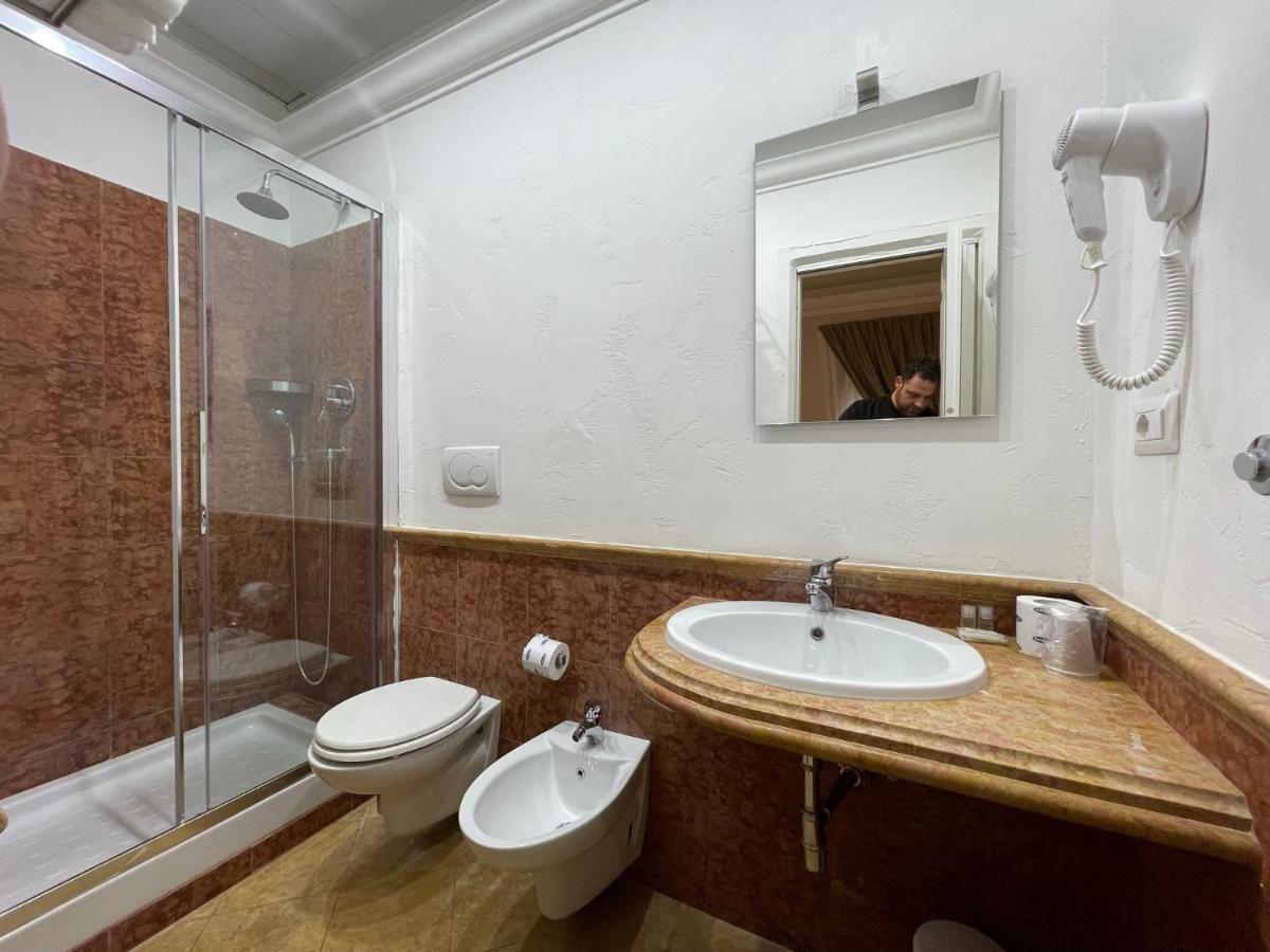 Spqr Suite Roma Eksteriør bilde