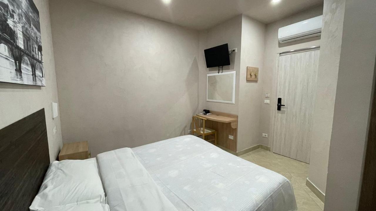 Spqr Suite Roma Eksteriør bilde